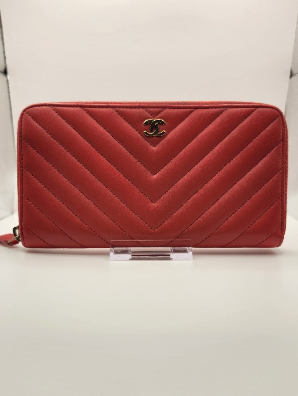 Chanel Orange Chevron Quilted Leather Zip Wallet With Cloth & Box - Picture 3 of 13